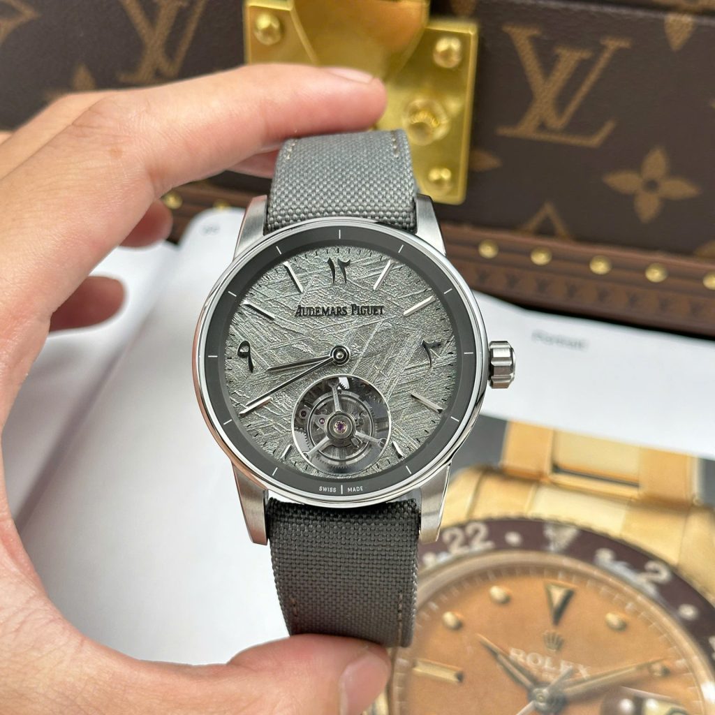 Audemars piguet Royal OakTourbillon Meteorite Dial  Super Clone Swiss Machine