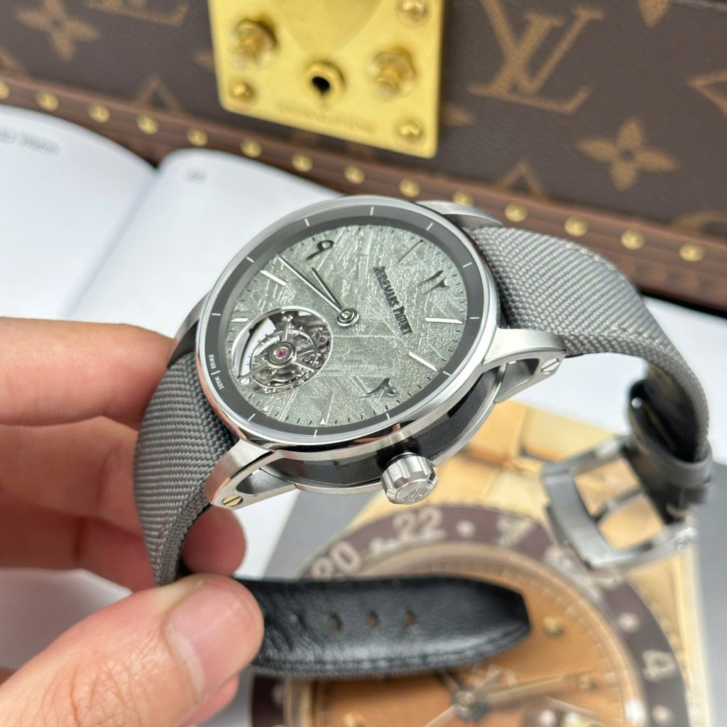 Audemars piguet Royal OakTourbillon Meteorite Dial  Super Clone Swiss Machine