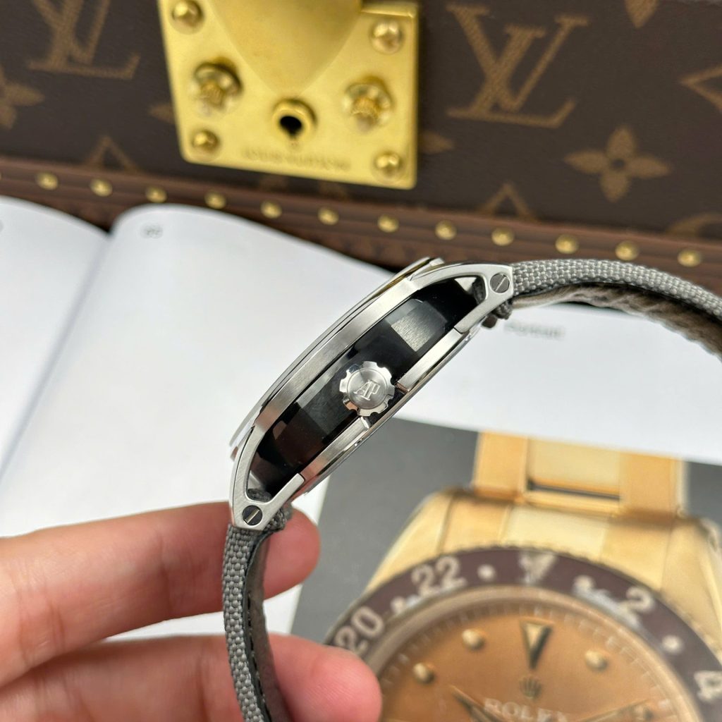 Audemars piguet Royal OakTourbillon Meteorite Dial  Super Clone Swiss Machine