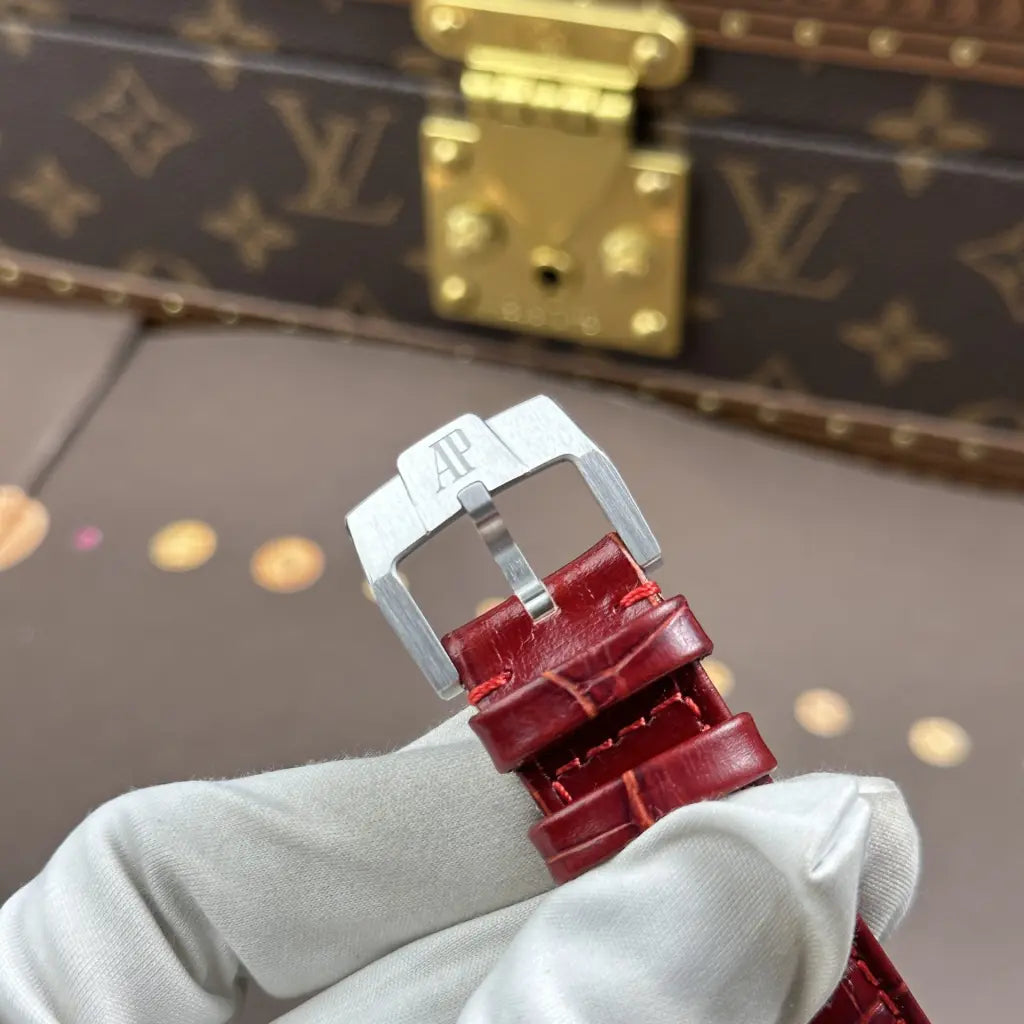 Audemars piguet RoyalOak  Burgundy Dial Super Clone Swiss Machine