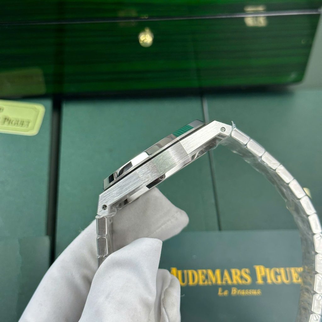 Audemars Piguet Royal Oak Tourbillon Selfwinding Flying Super Clone Swiss Machine
