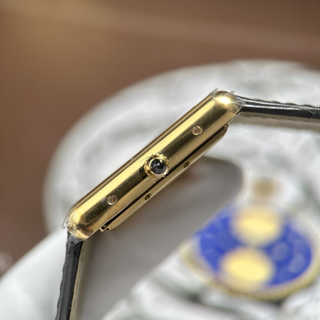 Cartier tank Super Clone Swiss Machine