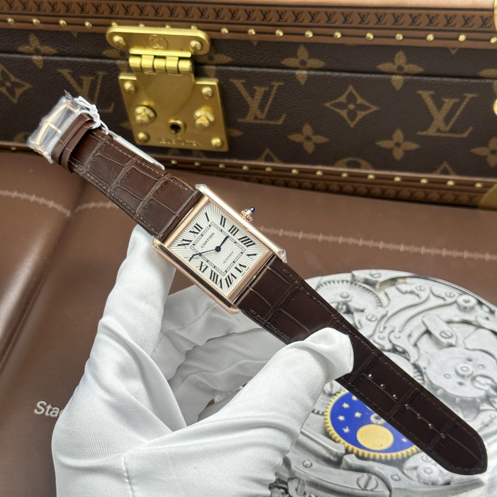 Cartier tank Super Clone Swiss Machine