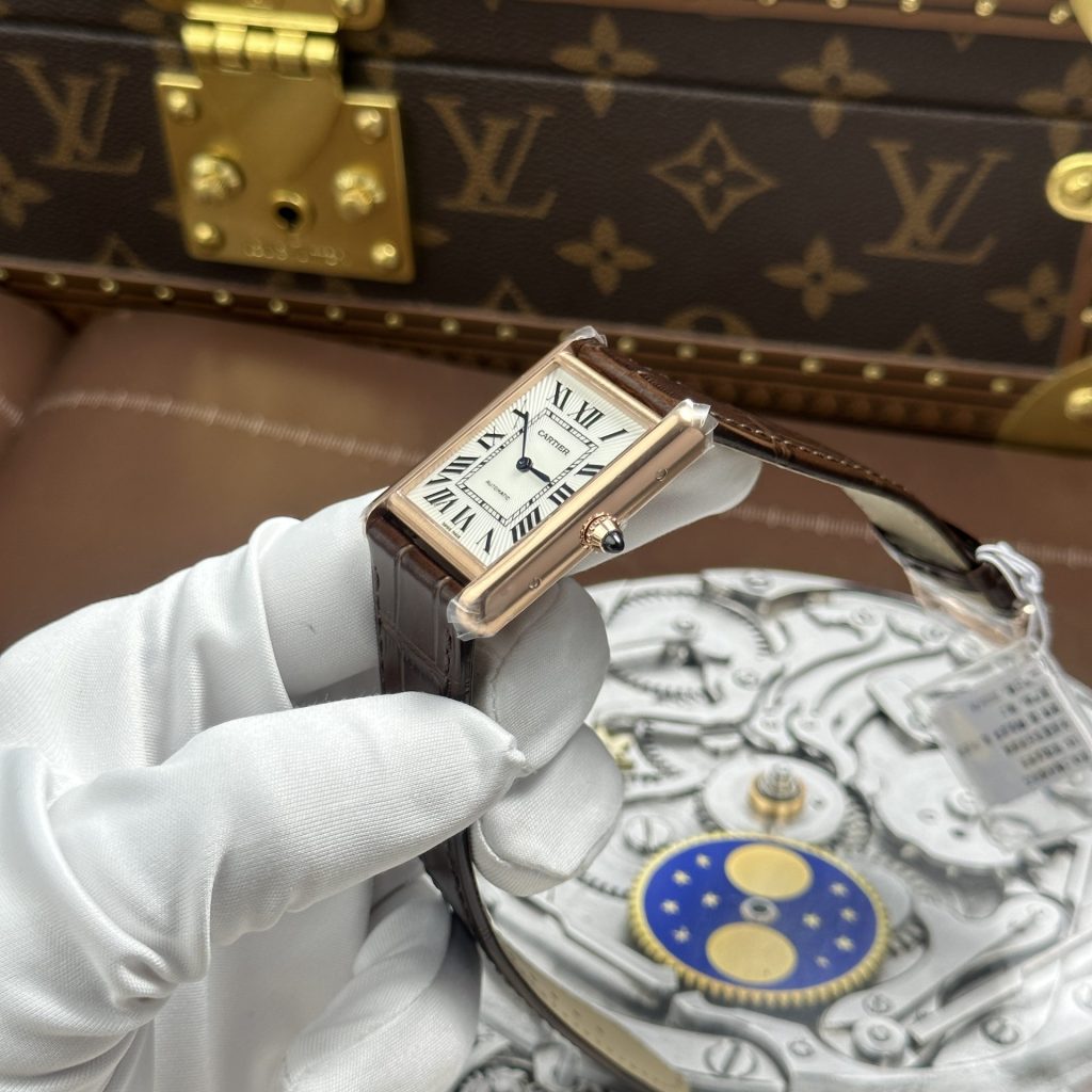 Cartier tank Super Clone Swiss Machine