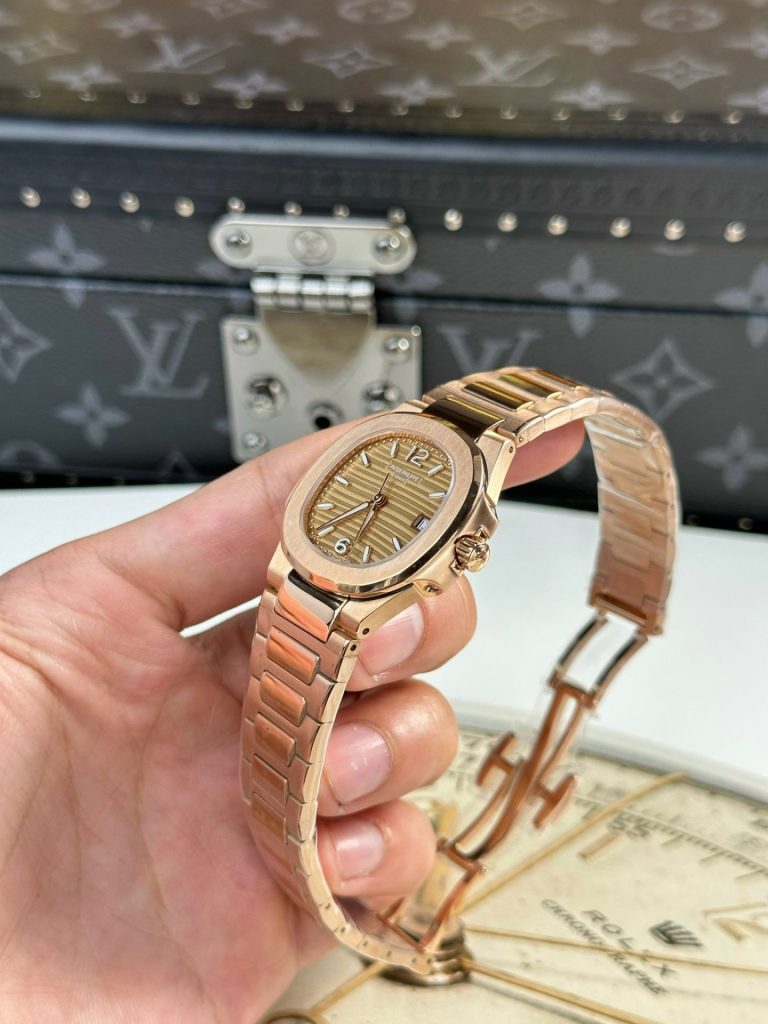 Patek Philippe Nautilus Super Clone Swiss Machine