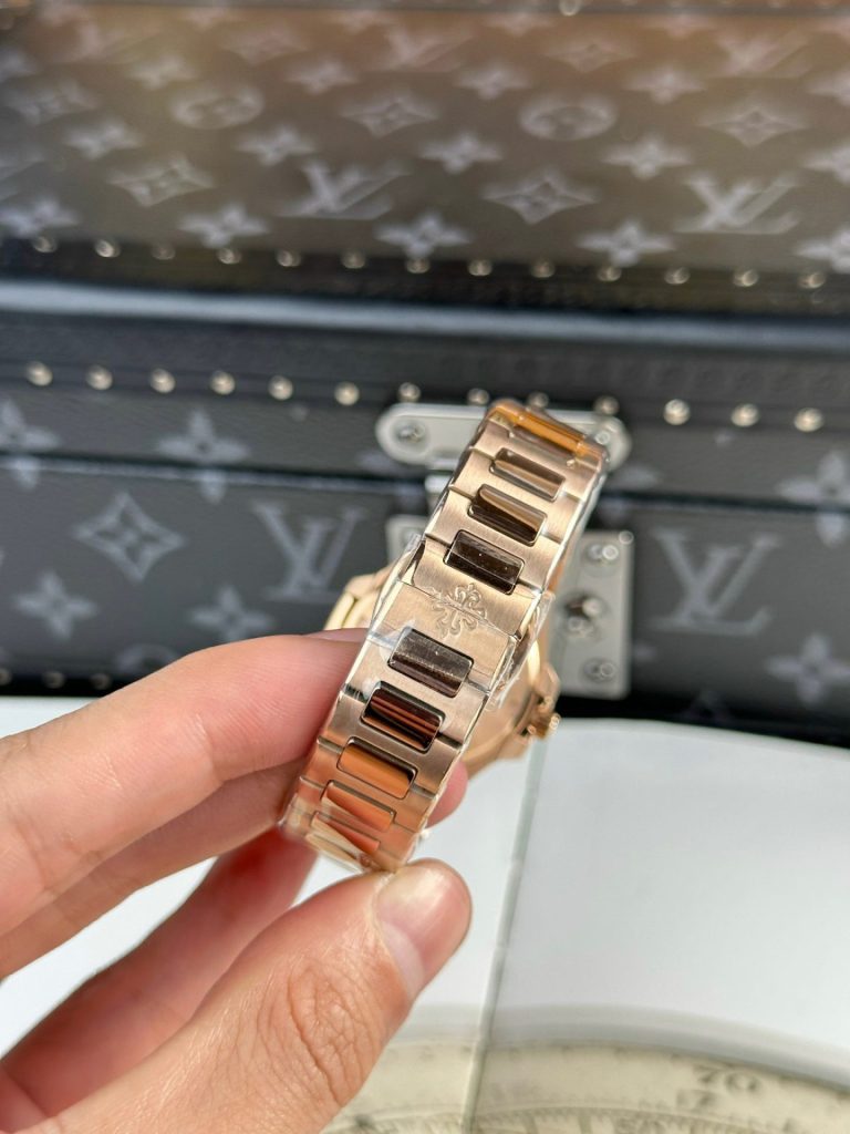 Patek Philippe Nautilus Super Clone Swiss Machine