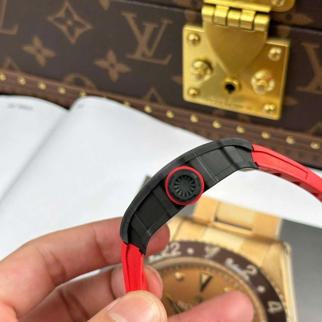 RICHARD MILLE RM 35-02  superclone swiss machine