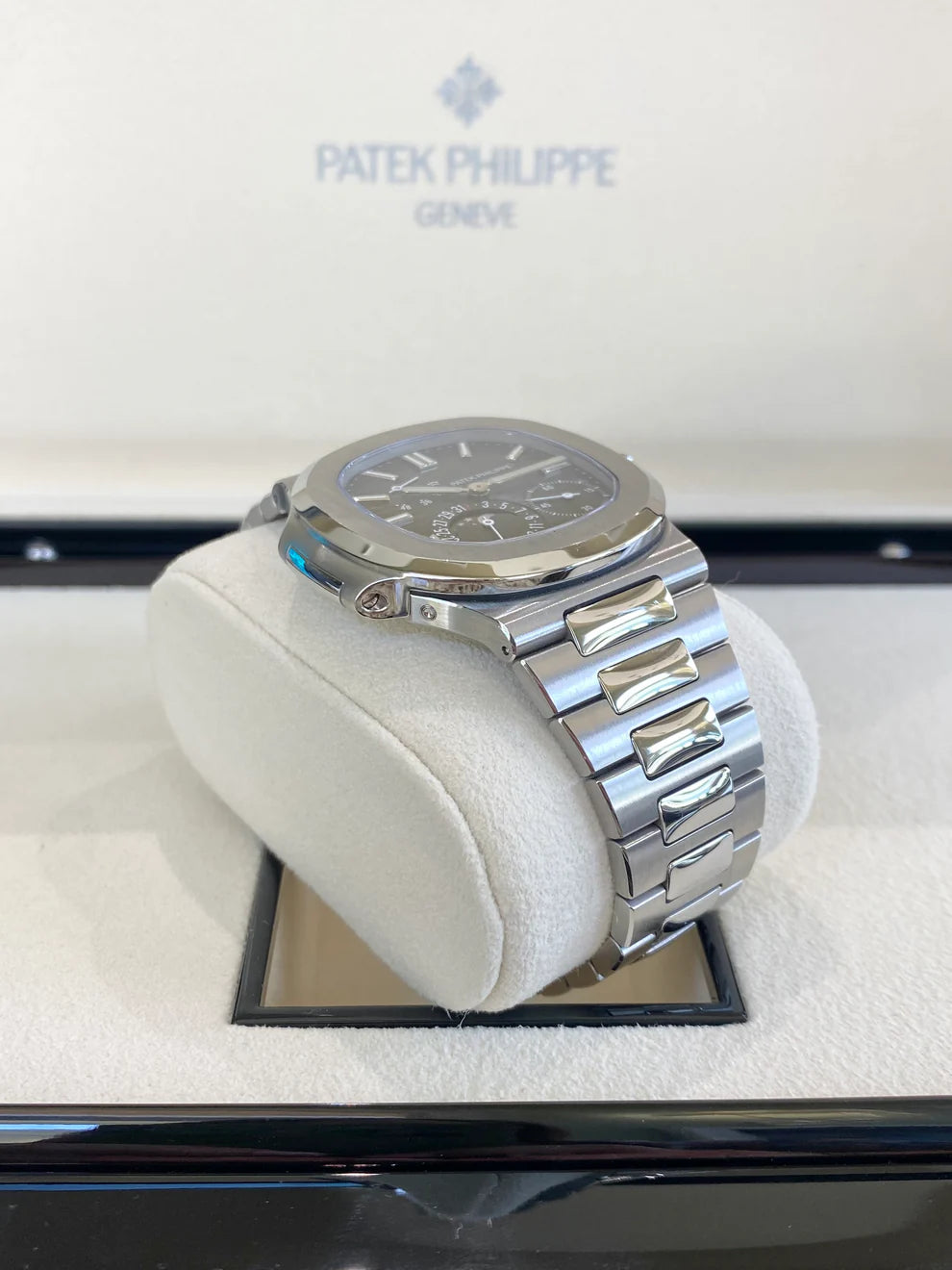 Patek Philippe Nautilus Moon Phase Super Clone Swiss Machine
