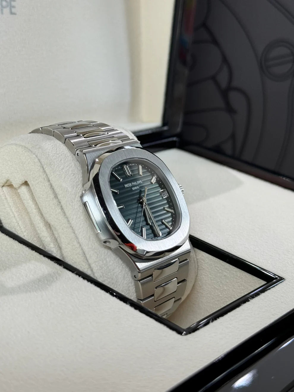 Patek Philippe Nautilus Super Clone Swiss Machine