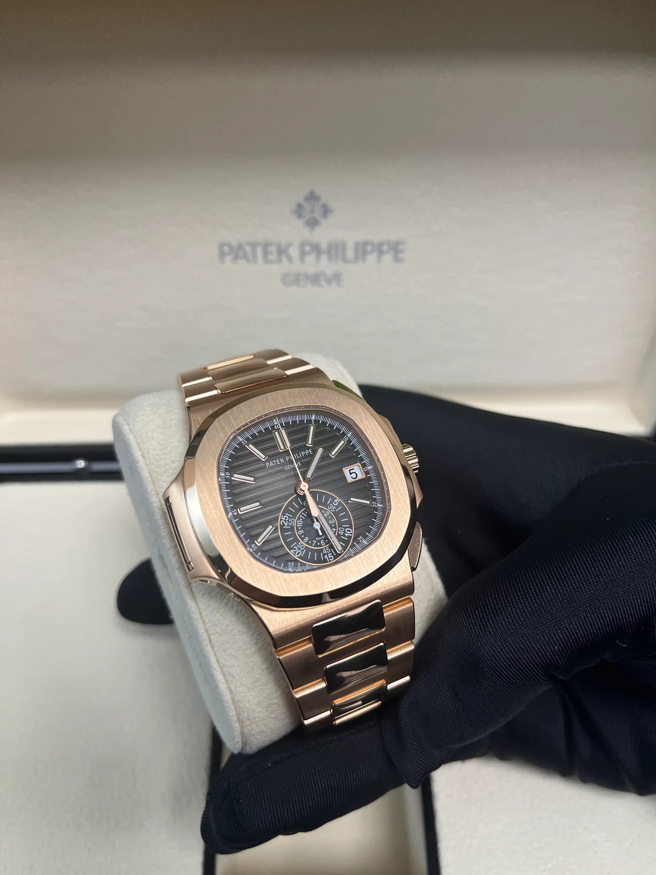 Patek Philippe Nautilus  Super Clone Swiss Machine
