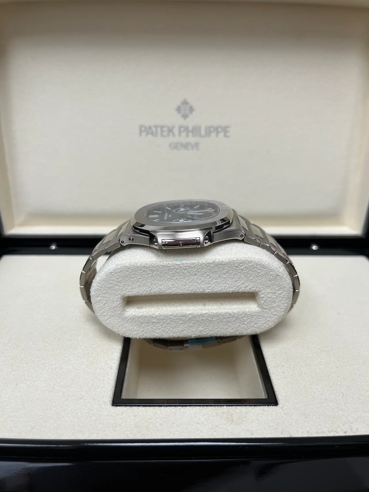 Patek Philippe Nautilus Calender Super Clone Swiss Machine