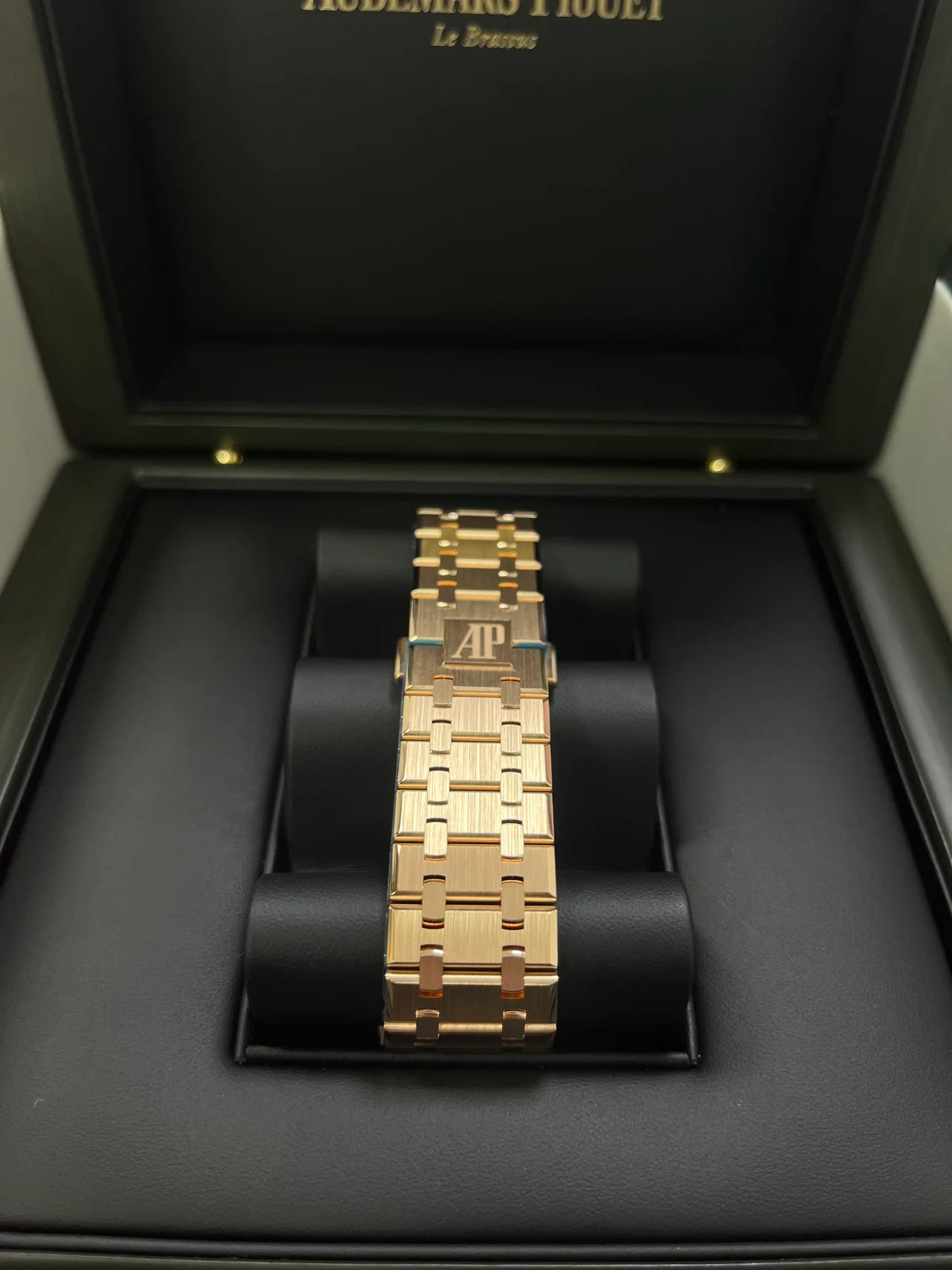 AUDEMARS Piguet Royal Oak Black Super Clone Swiss Machine