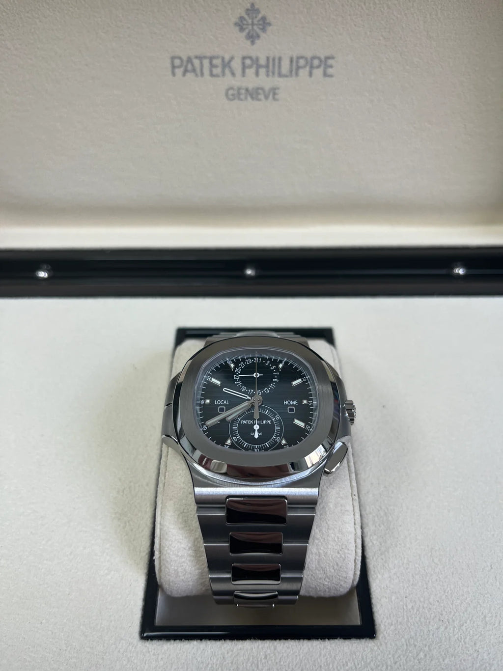 Patek Philippe Nautilus Travel Time  Super Clone Swiss Machine