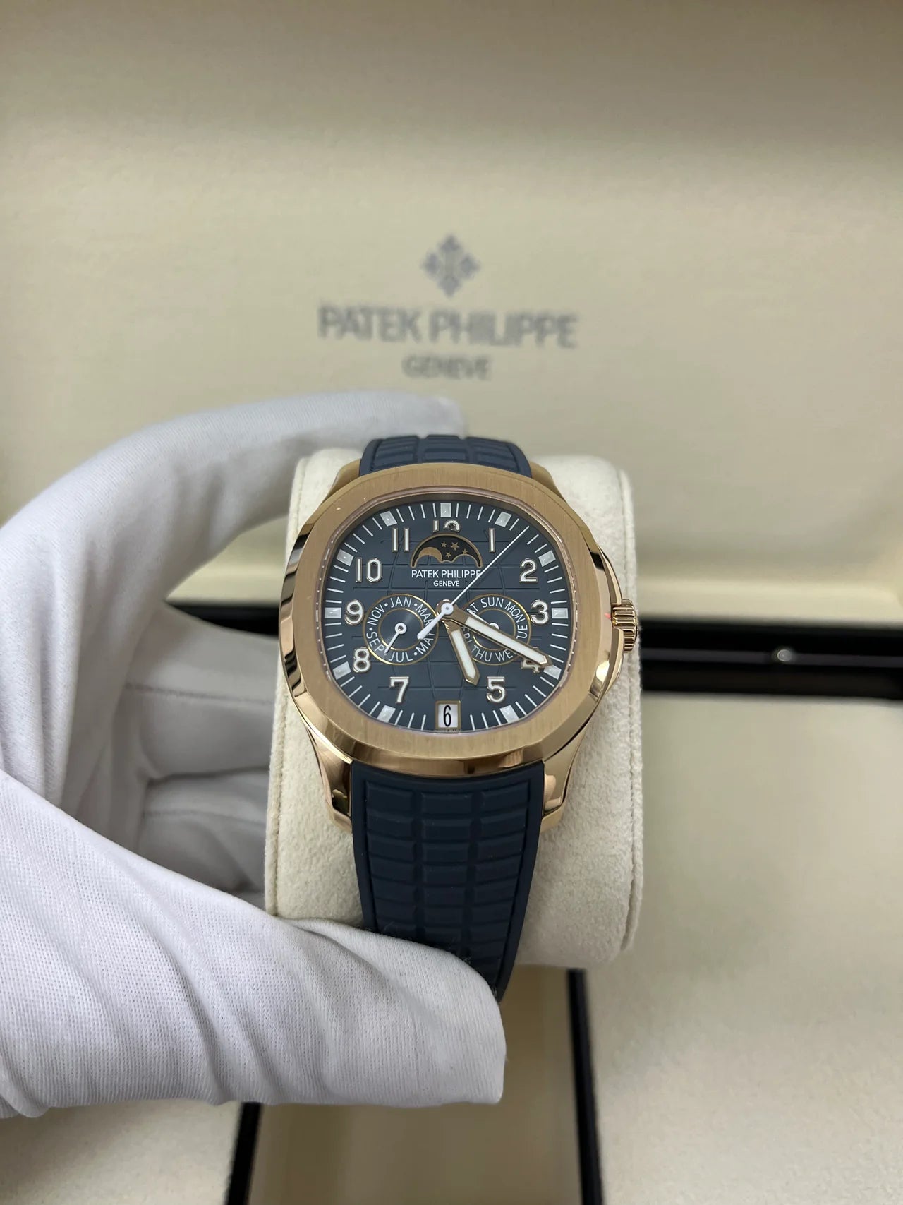 Patek Philippe Aquanaut  Super Clone Swiss Machine
