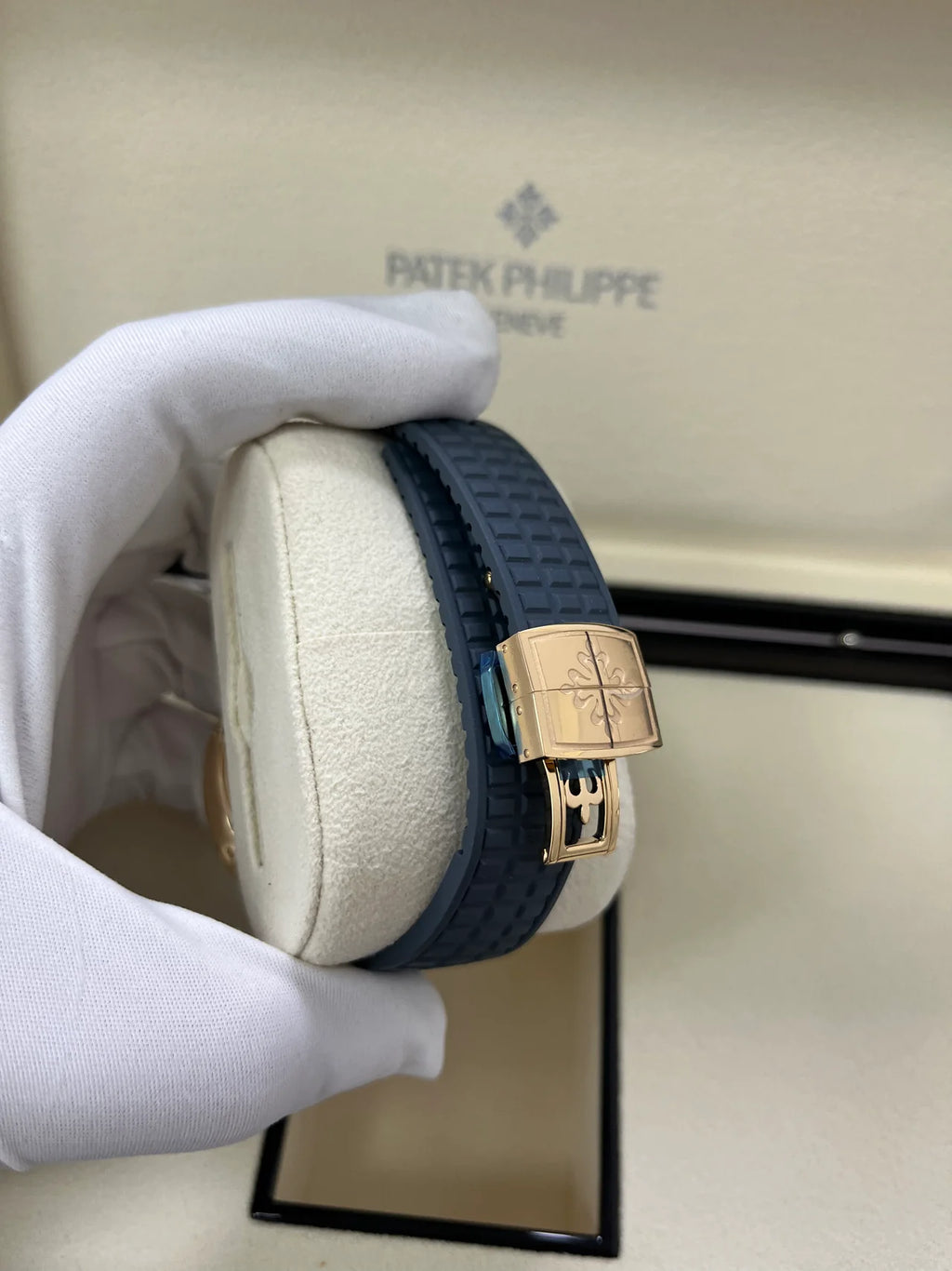 Patek Philippe Aquanaut  Super Clone Swiss Machine
