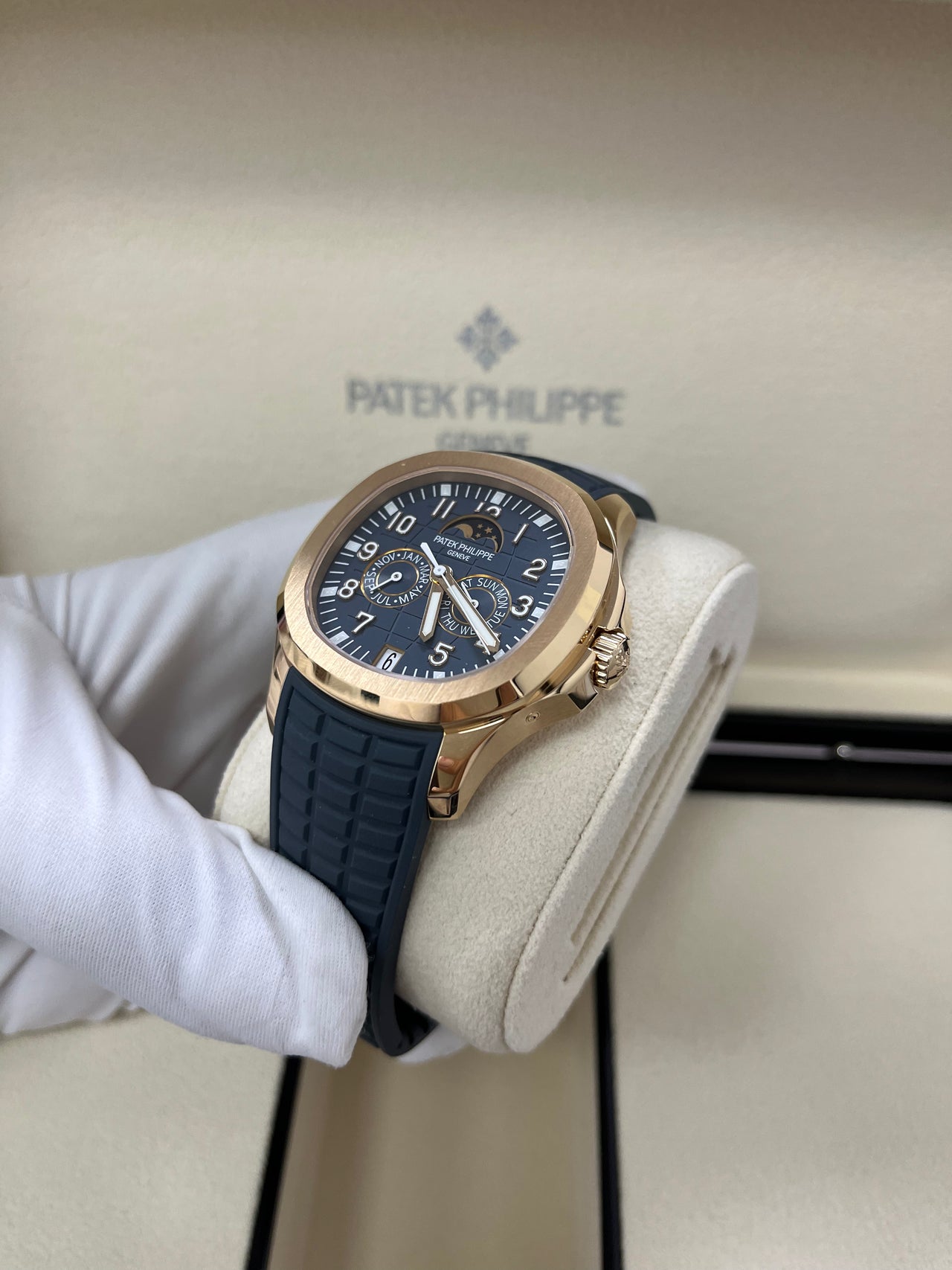 Patek Philippe Aquanaut  Super Clone Swiss Machine