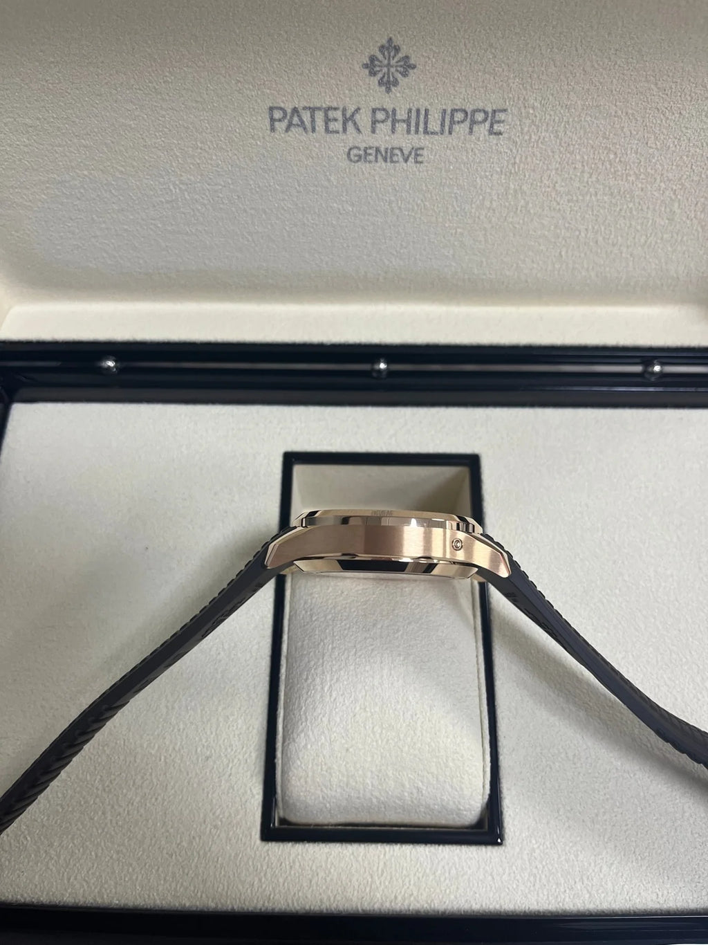 PATEK PHILIPPE AQUANAUT CHRONOGRAPH SUPER CLONE SWISS MACHINE