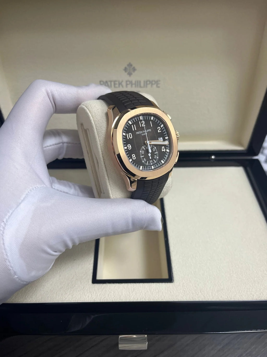 PATEK PHILIPPE AQUANAUT CHRONOGRAPH SUPER CLONE SWISS MACHINE