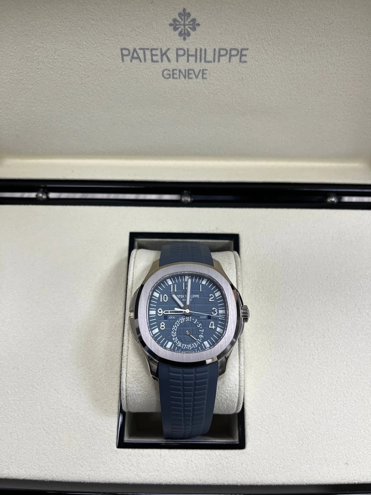 PATEK PHILIPPE AQUANAUT CHRONOGRAPH SUPER CLONE SWISS MACHINE