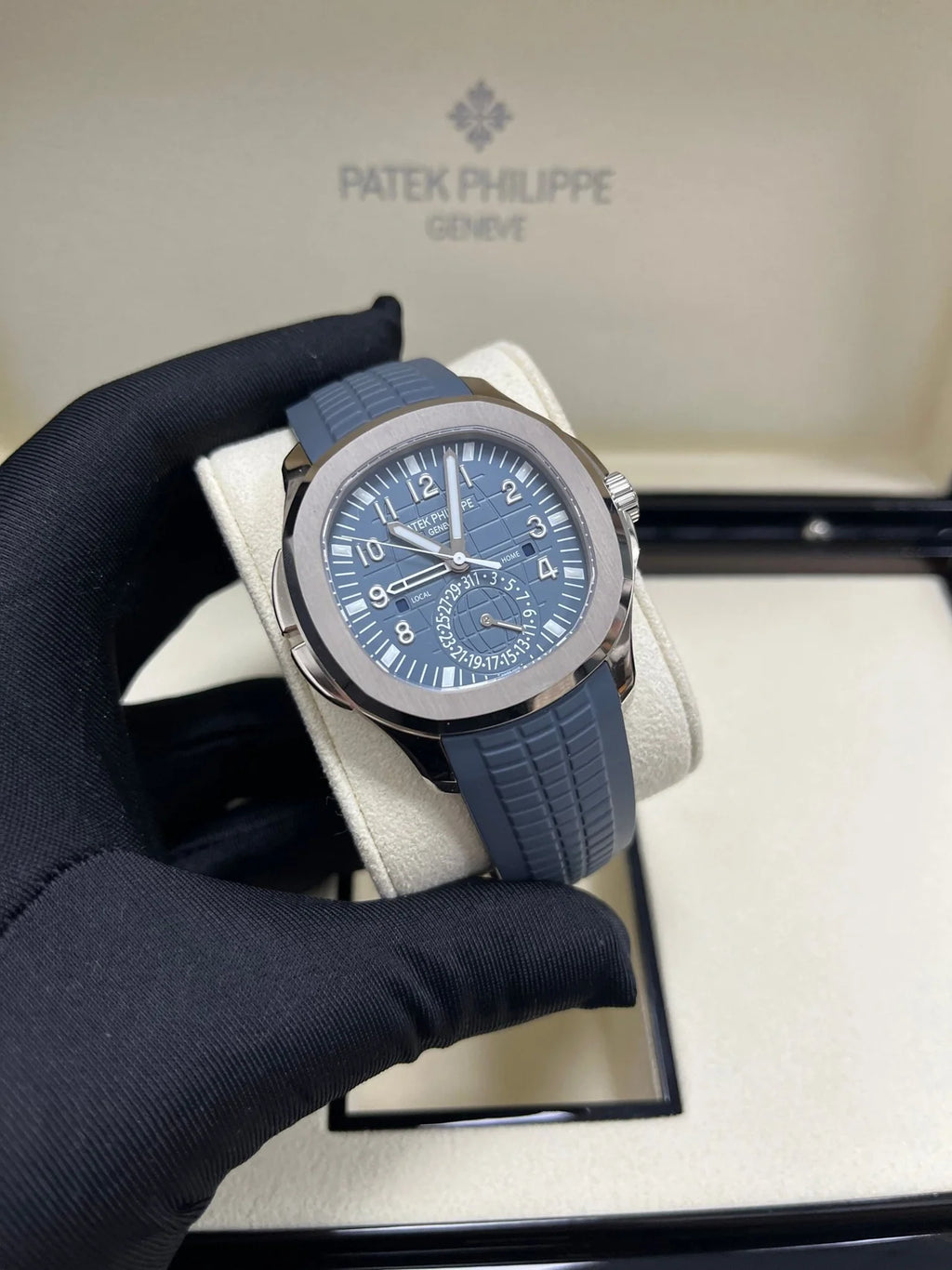 PATEK PHILIPPE AQUANAUT CHRONOGRAPH SUPER CLONE SWISS MACHINE