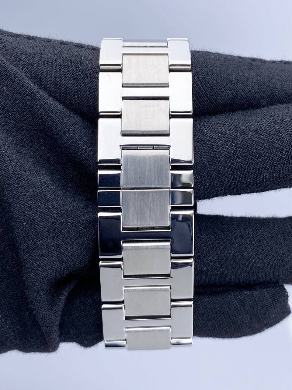 Cartier tank Super Clone Swiss Machine (Available 2 Sizes M & L)