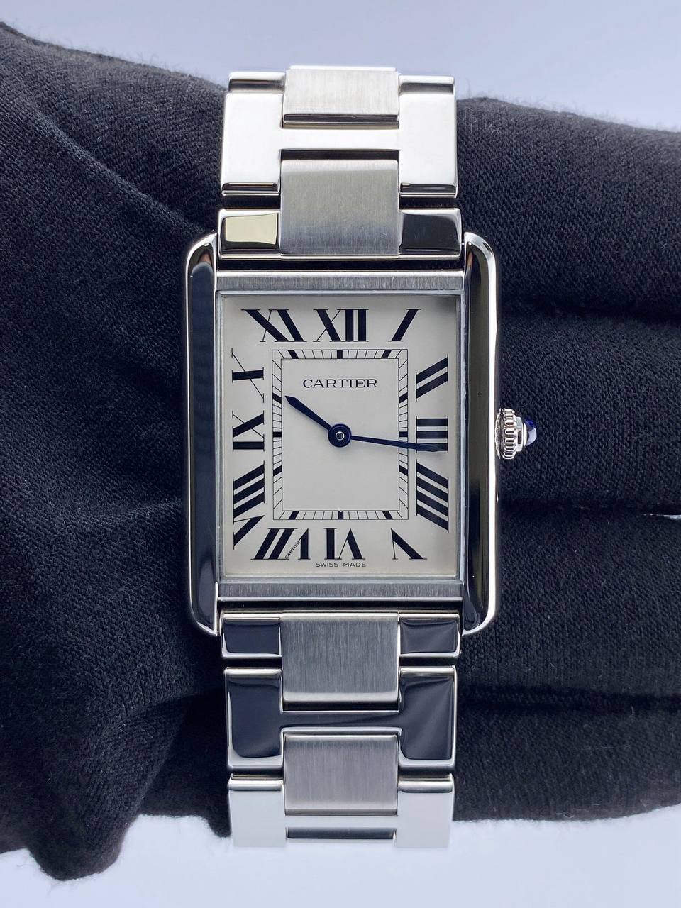Cartier tank Super Clone Swiss Machine (Available 2 Sizes M & L)