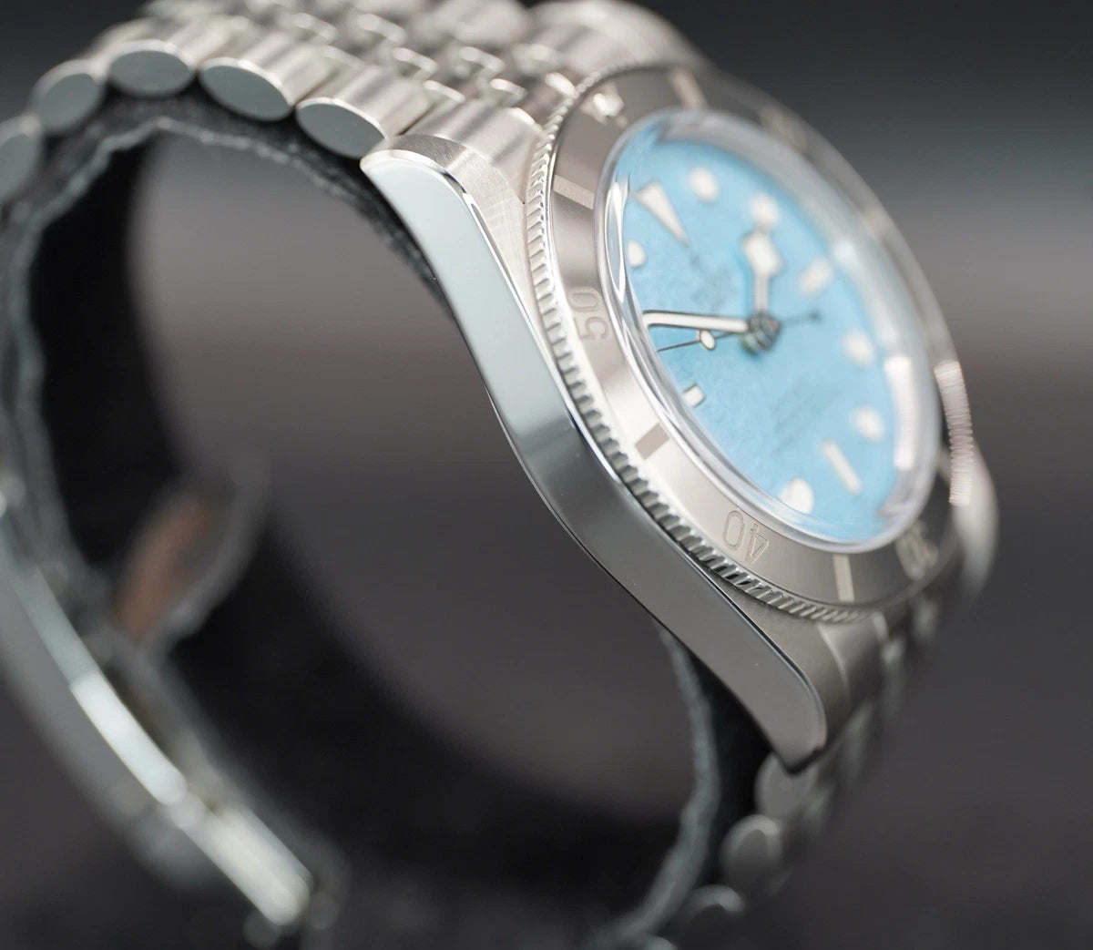 Tudor bay 54 Super Clone Swiss Machine